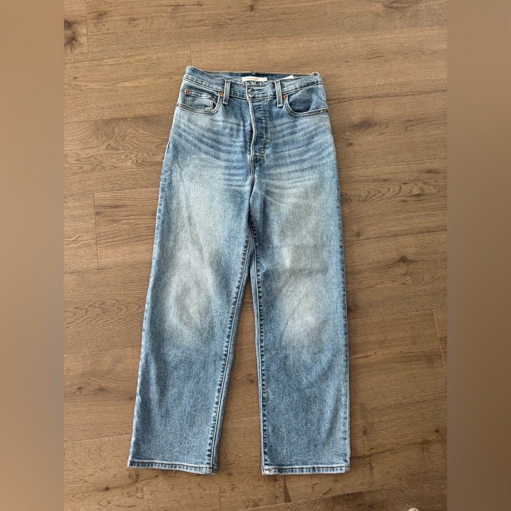 Levi’s Ribcage Straight jeans
